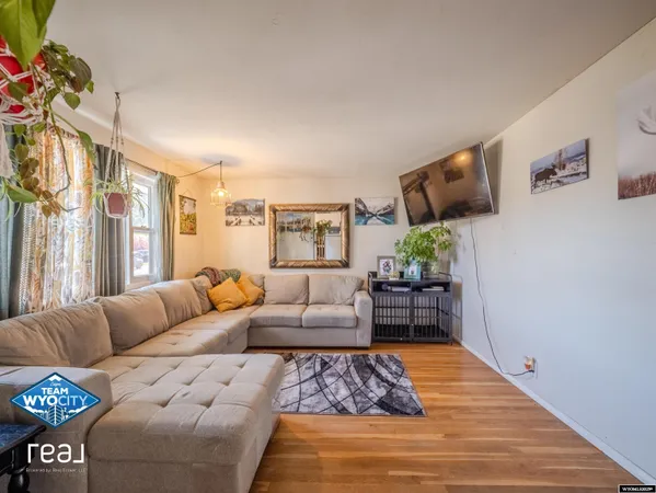 $295,000 | 3300 Navarre Road, Casper, WY 82604