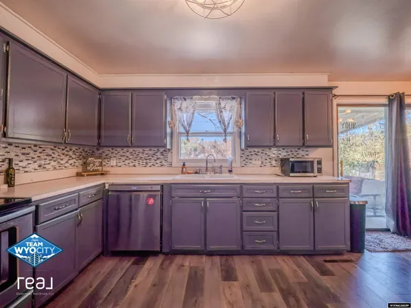 $295,000 | 3300 Navarre Road, Casper, WY 82604