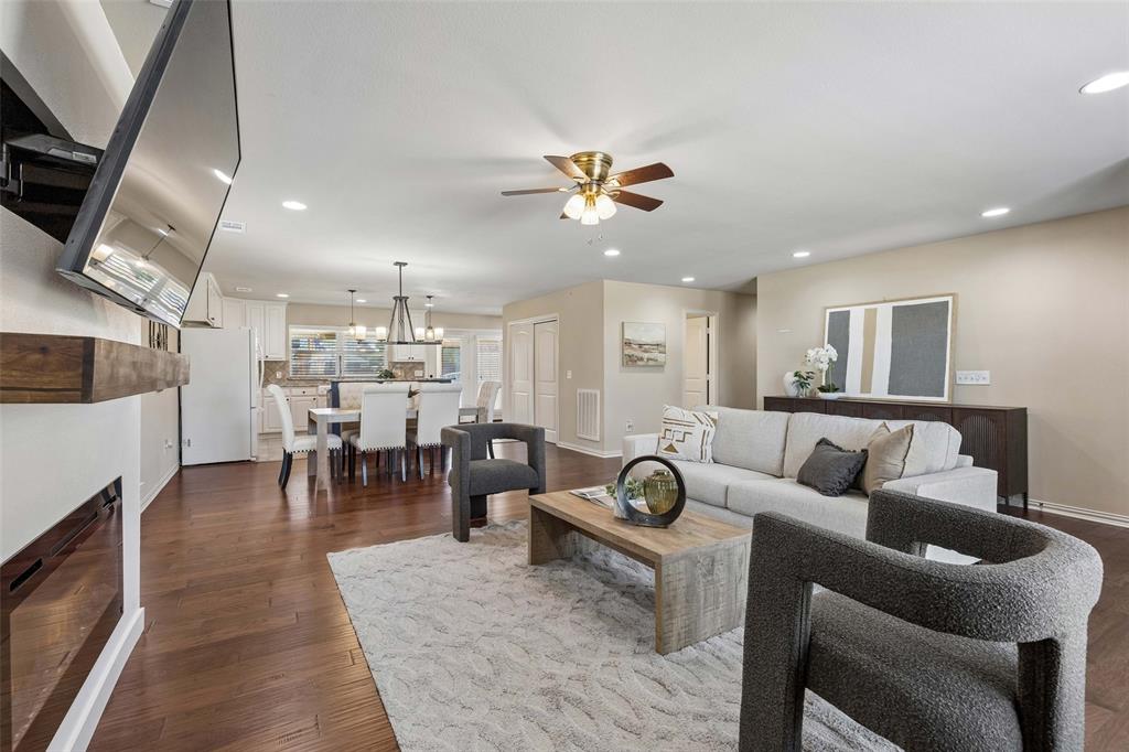 8106 Woodside Road Rowlett, TX 75088 - Photo 9 of 28 Gallery Image 9