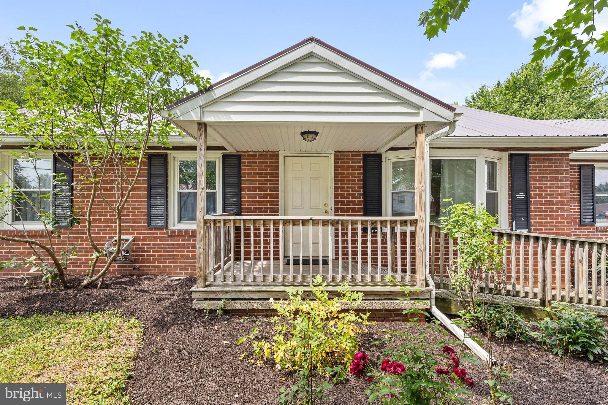 1230 Orchard Road Lititz, PA 17543 - Photo 4 of 19