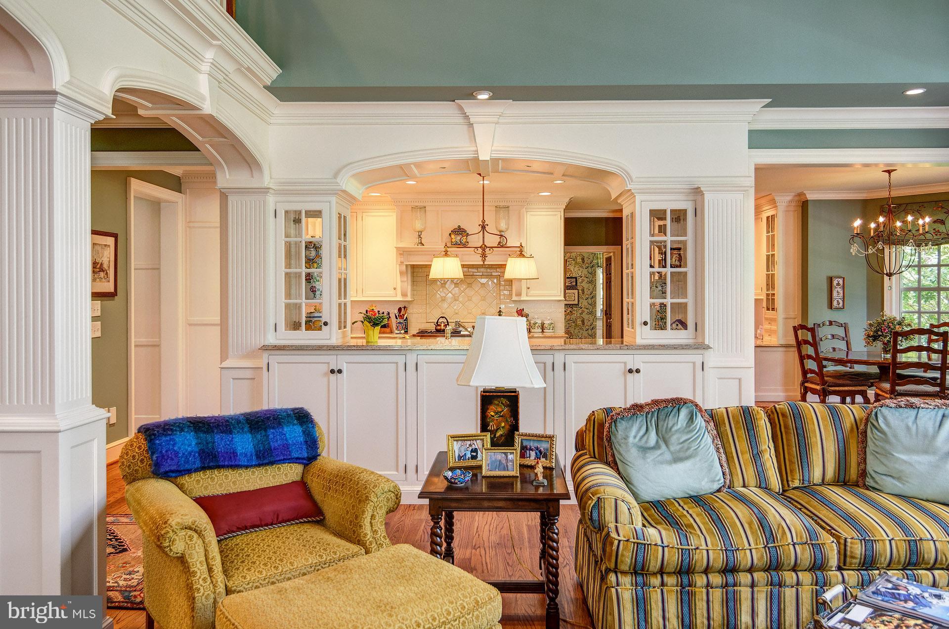 135 Winding Way Haddonfield, NJ 08033 - Photo 27 of 100 a living room with furniture and a large window