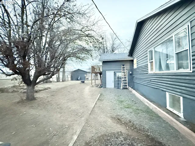 $649,990 | 4308 Northeast Collins Drive, Madras, OR 97741