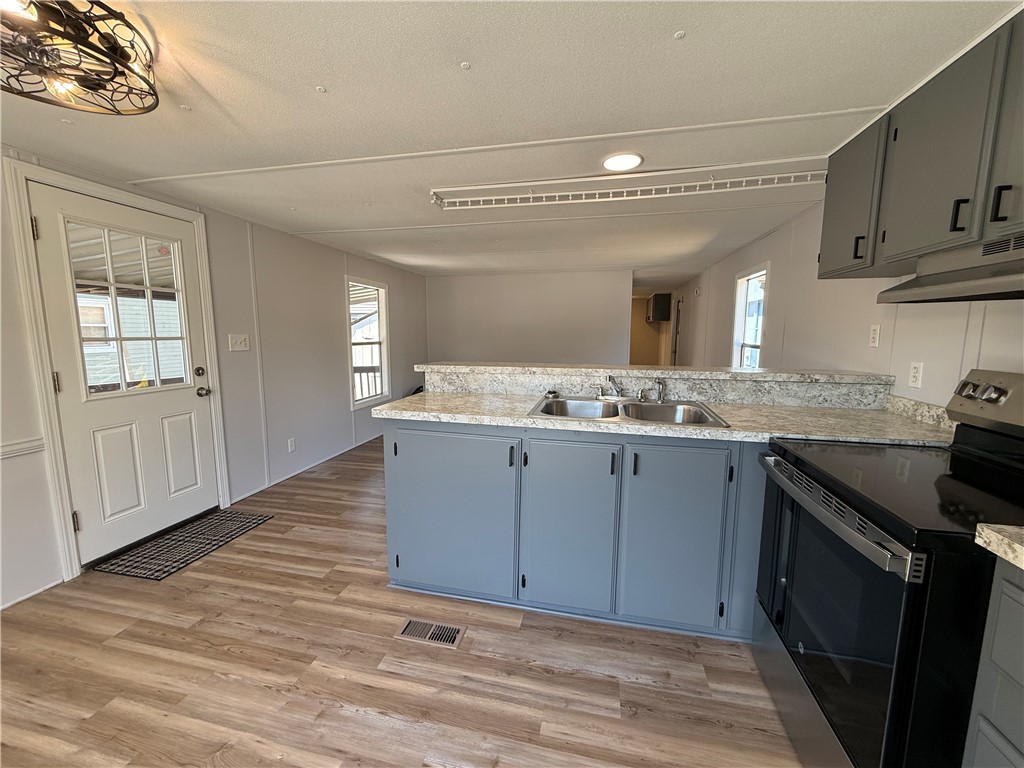 6 Ln 1 Coventry, RI 02816 - Photo 6 of 36 Kitchen