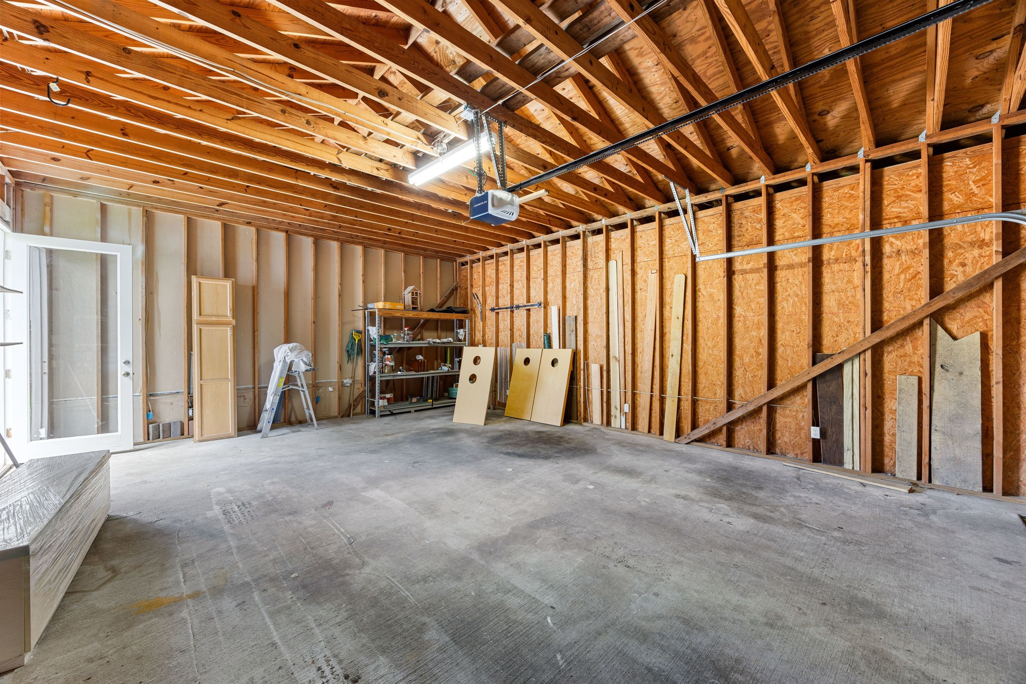 302 West Drew Street Houston, TX 77006 - Photo 43 of 48 Another view of detached two-car garage