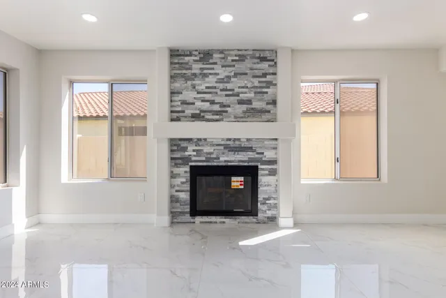 $2,850 | 9611 South 50th Street, Phoenix, AZ 85044