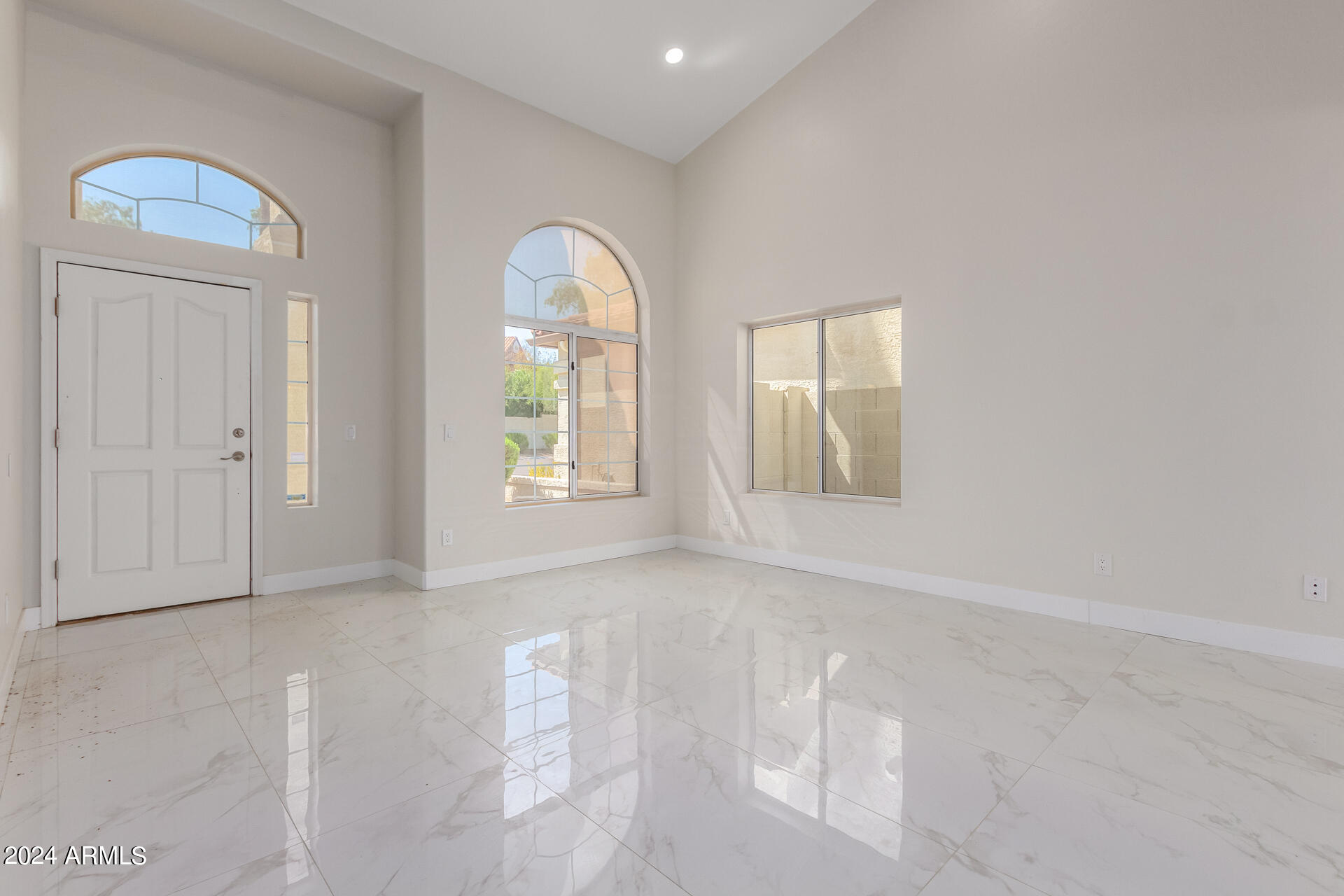 9611 South 50th Street Phoenix, AZ 85044 - Photo 5 of 40 07-50th