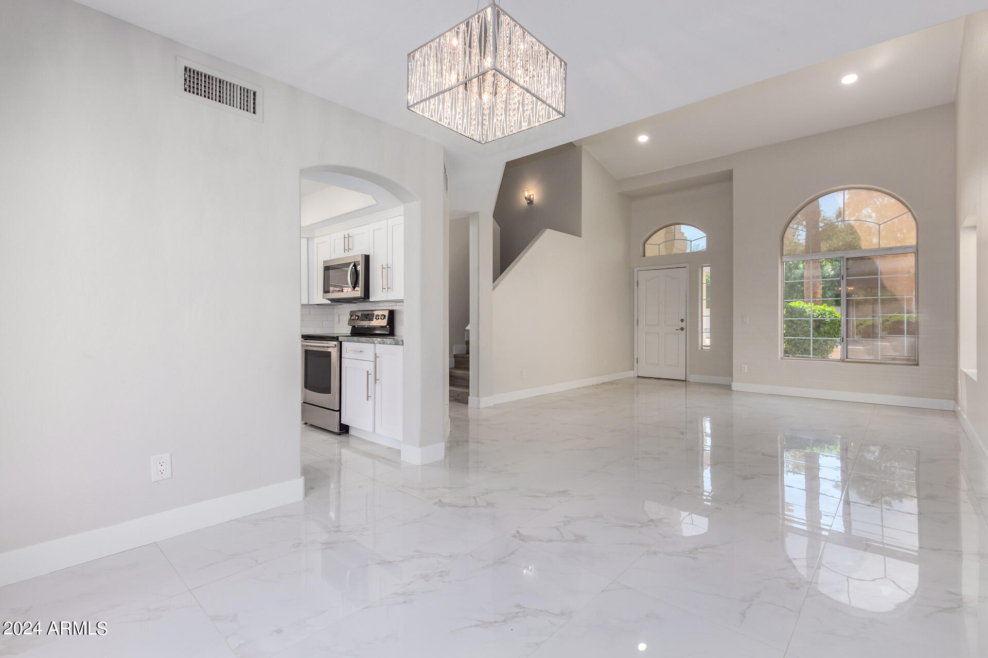 9611 South 50th Street Phoenix, AZ 85044 - Photo 8 of 40 09-50th