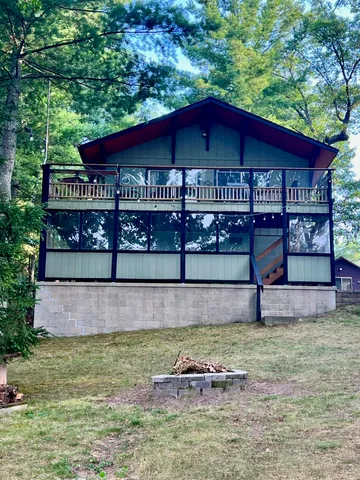 $339,900 | 16657 South Star Lake Drive, Baldwin, MI 49304