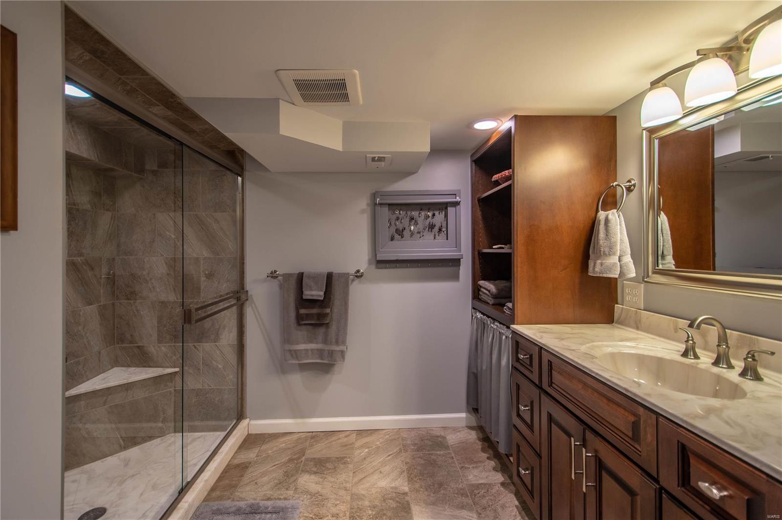 5740 Rhodes Avenue St. Louis, MO 63109 - Photo 34 of 48 Gallery Image 34