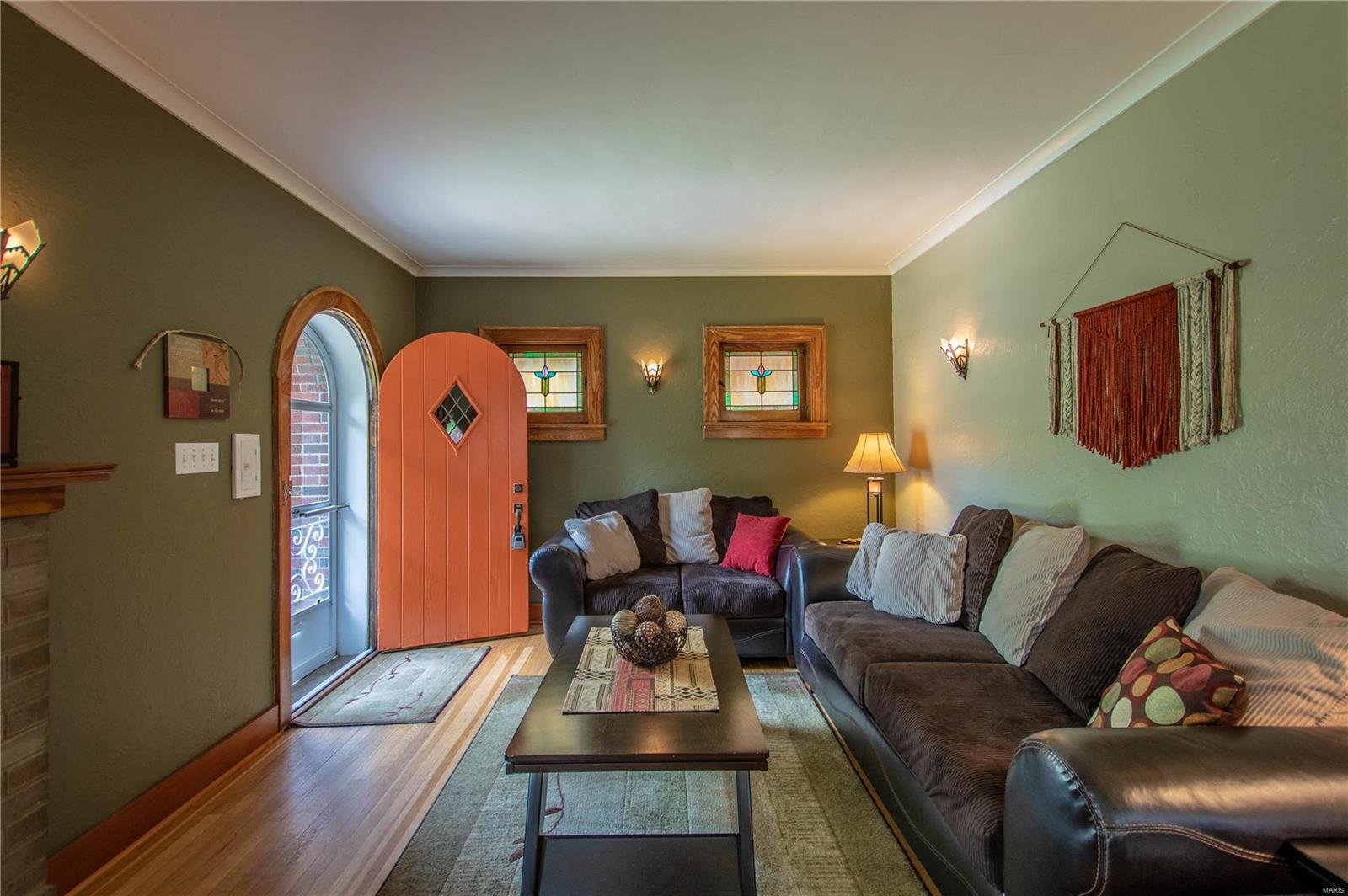 5740 Rhodes Avenue St. Louis, MO 63109 - Photo 7 of 48 Gallery Image 7