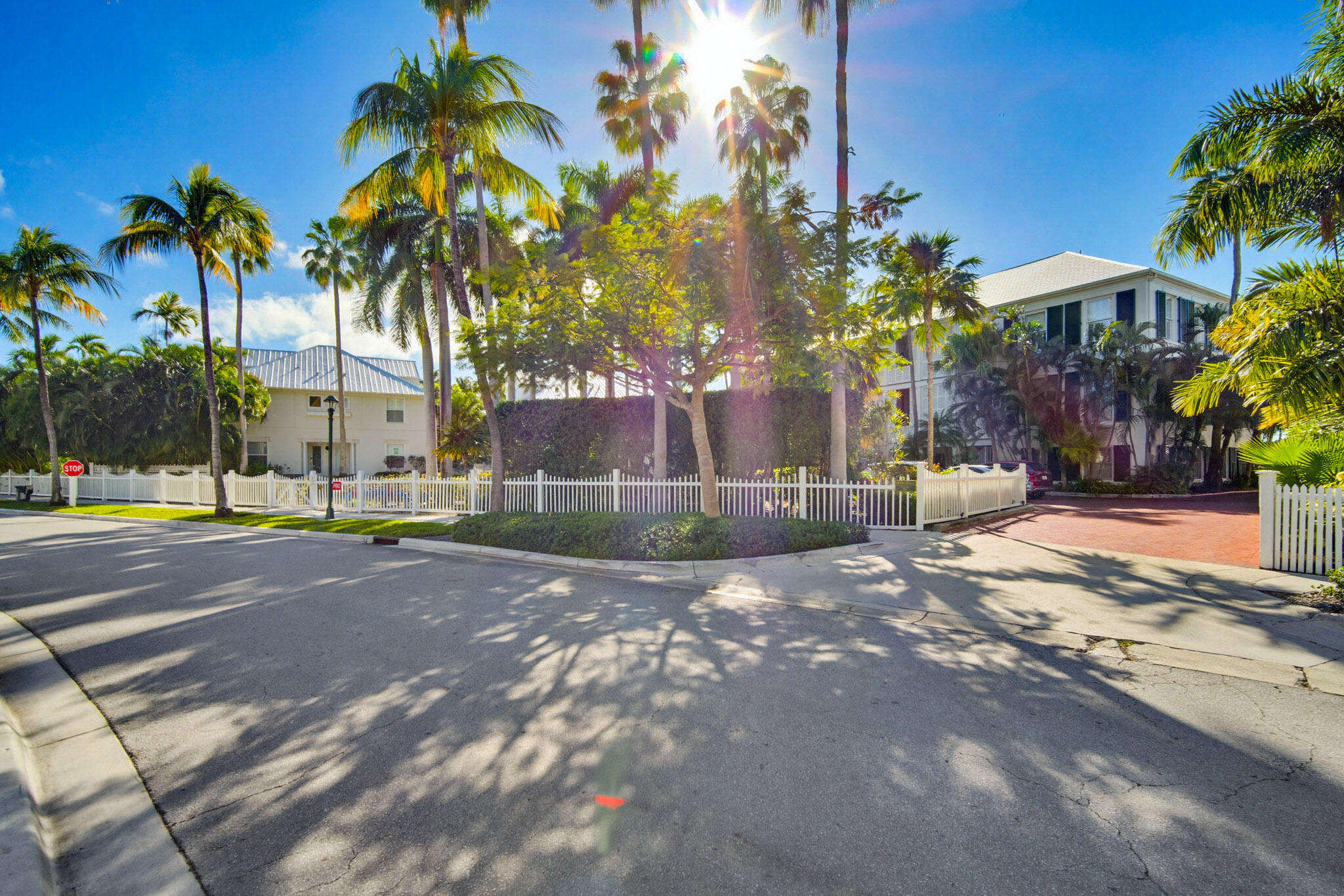 401 Emma Street, Unit H Key West, FL 33040 - Photo 46 of 53 401 Emma St (web) 136