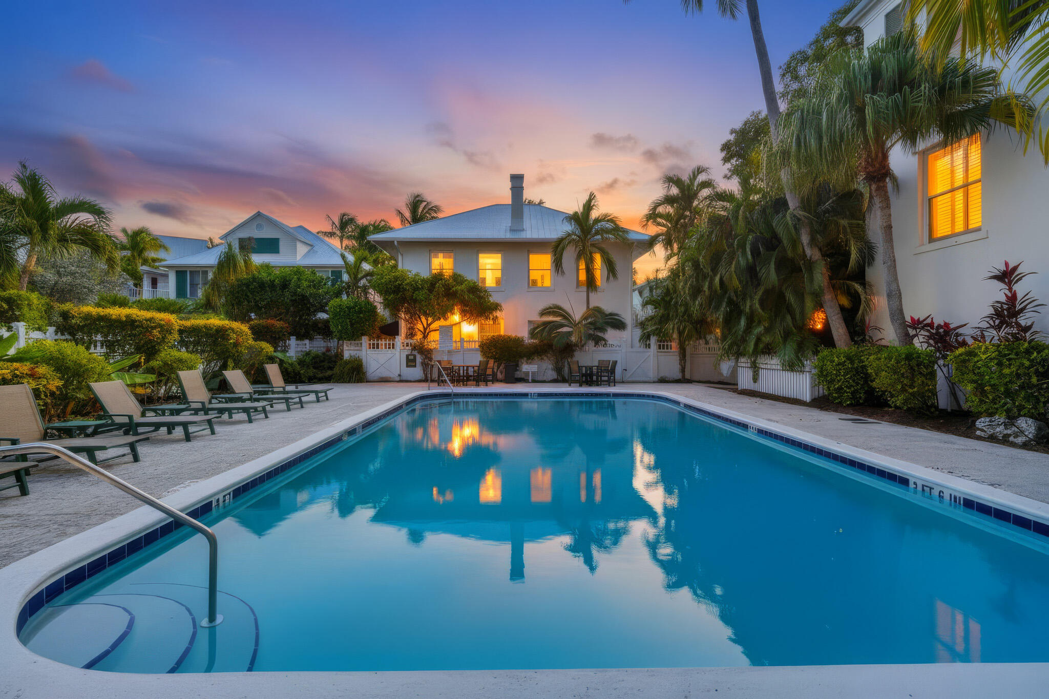 401 Emma Street, Unit H Key West, FL 33040 - Photo 53 of 53 Twilights 401 Emma St (web) 007