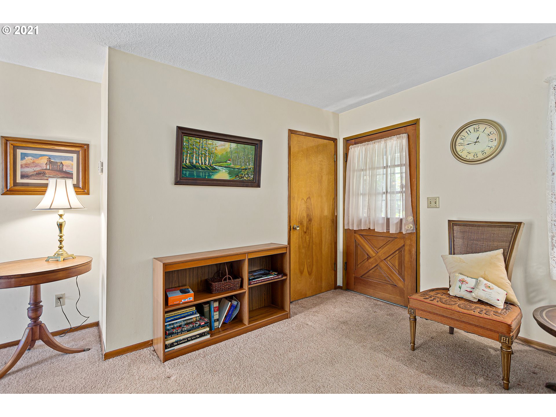 5101 Jean Road Lake Oswego, OR 97035 - Photo 3 of 30