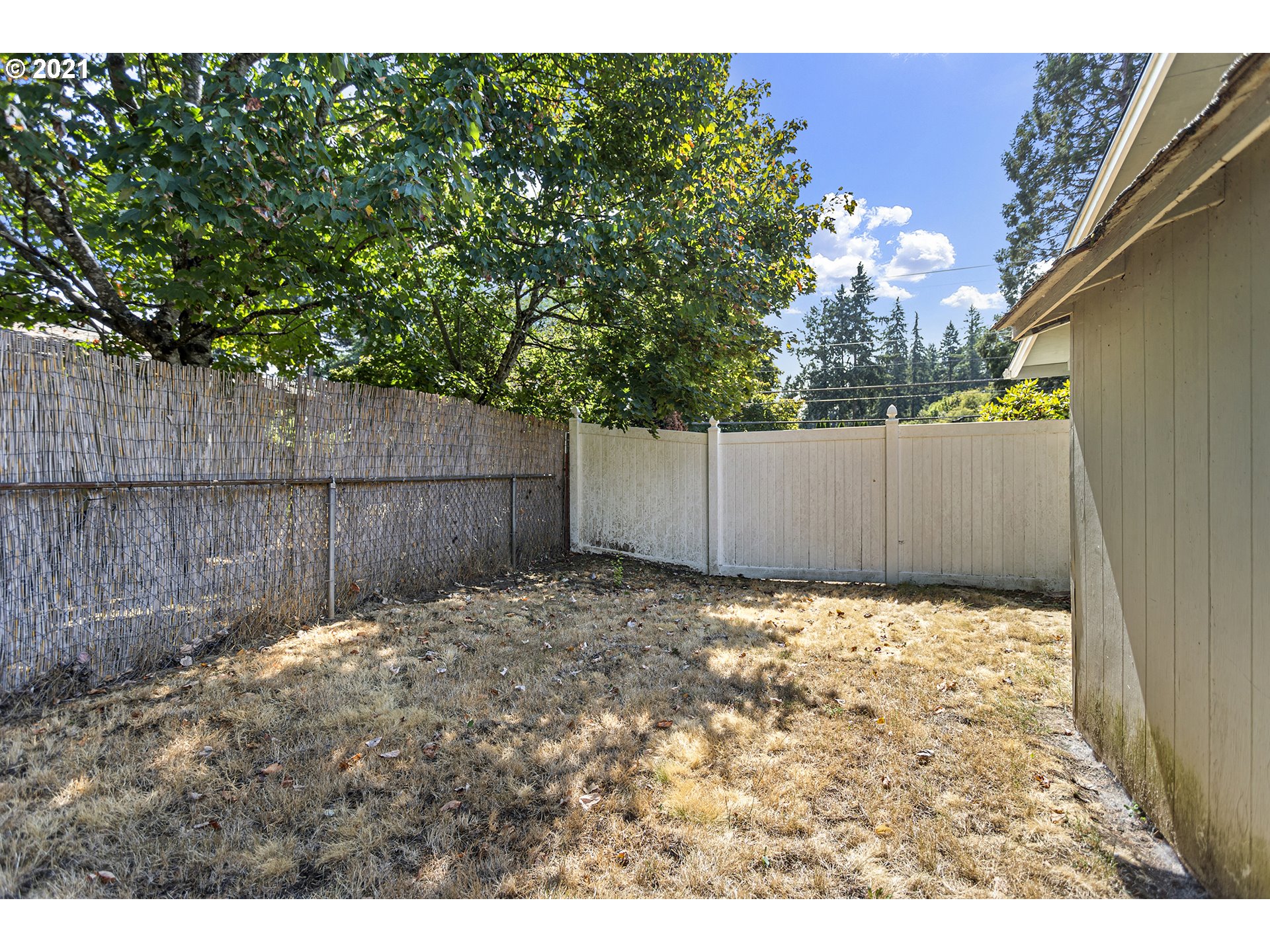 5101 Jean Road Lake Oswego, OR 97035 - Photo 22 of 30