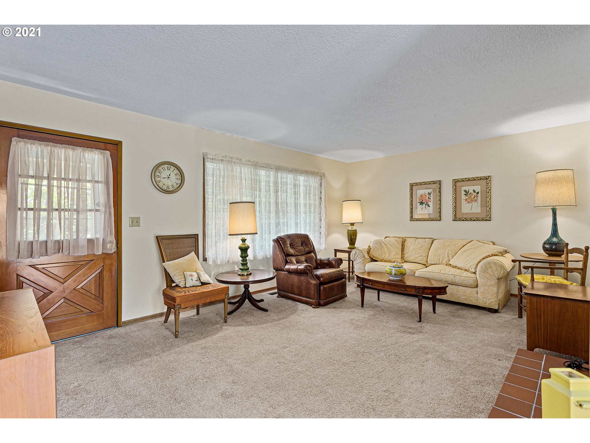 5101 Jean Road Lake Oswego, OR 97035 - Photo 4 of 30