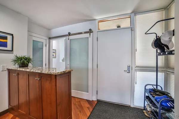 $850,000 | 252 Rivermist Drive, Buffalo, NY 14202