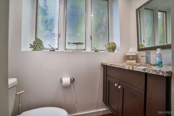 $850,000 | 252 Rivermist Drive, Buffalo, NY 14202