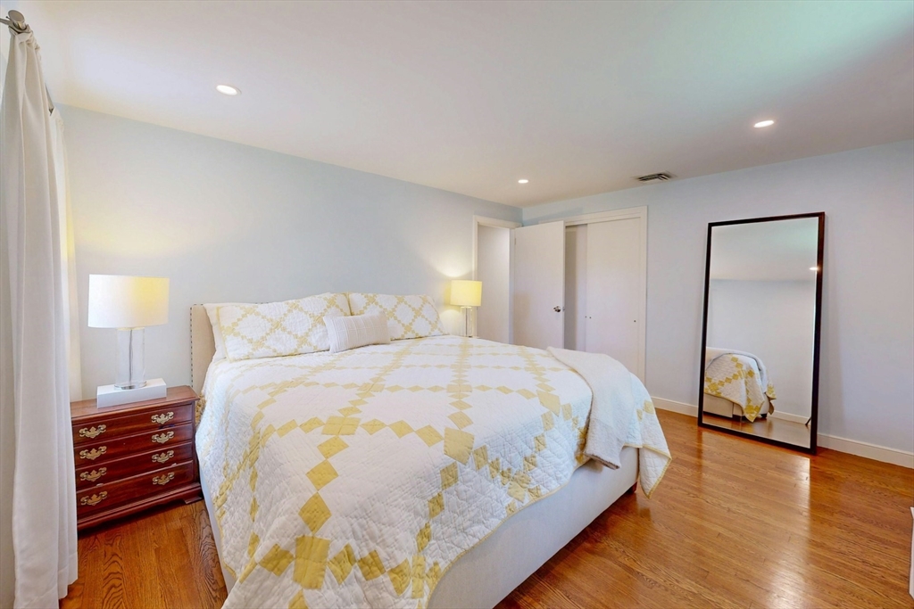 18 Emerson Road Medfield, MA 02052 - Photo 16 of 34 Gallery Image 16
