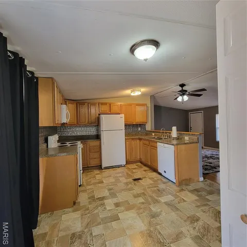 $180,000 | 193 Highway 5, Gainesville, MO 65655