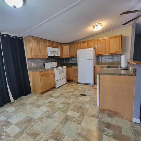 $180,000 | 193 Highway 5, Gainesville, MO 65655