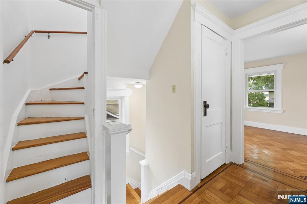 42 Walnut Street Rutherford, NJ 07070 - Photo 15 of 39