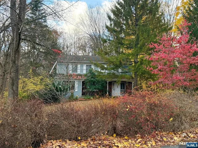 $780,000 | 146 Myrtle Avenue, Ramsey, NJ 07446