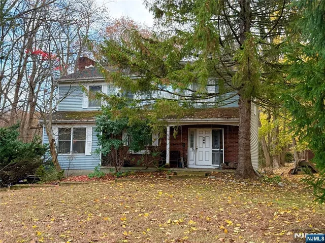 $780,000 | 146 Myrtle Avenue, Ramsey, NJ 07446