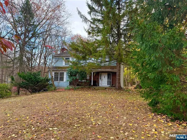 $780,000 | 146 Myrtle Avenue, Ramsey, NJ 07446