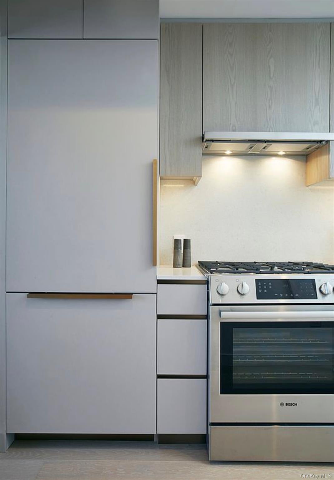 3 Court Square, Unit 404 Queens, NY 11101 - Photo 4 of 15
