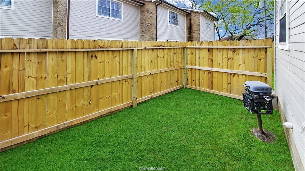 1908 Barak Lane, Unit 15 Bryan, TX 77802 - Photo 10 of 11