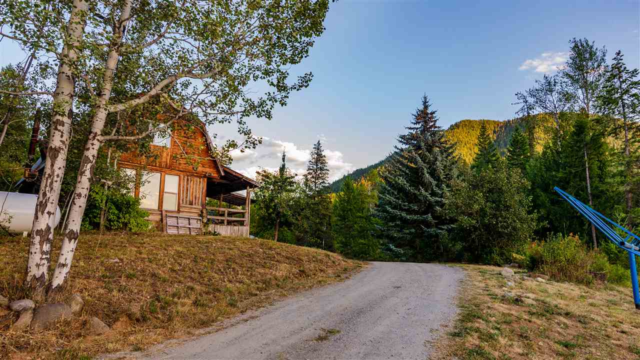 3934 Garvey Circle Colville, WA 99114 - Photo 3 of 22