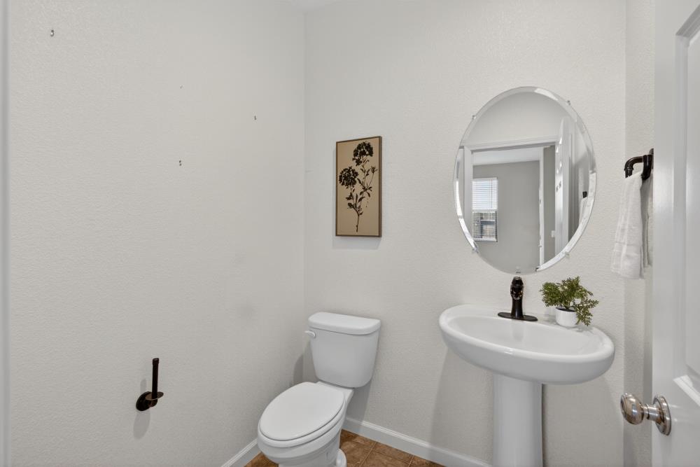 2797 Rainer Way Antelope, CA 95843 - Photo 24 of 57