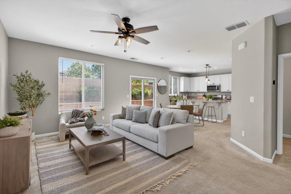 2797 Rainer Way Antelope, CA 95843 - Photo 3 of 57