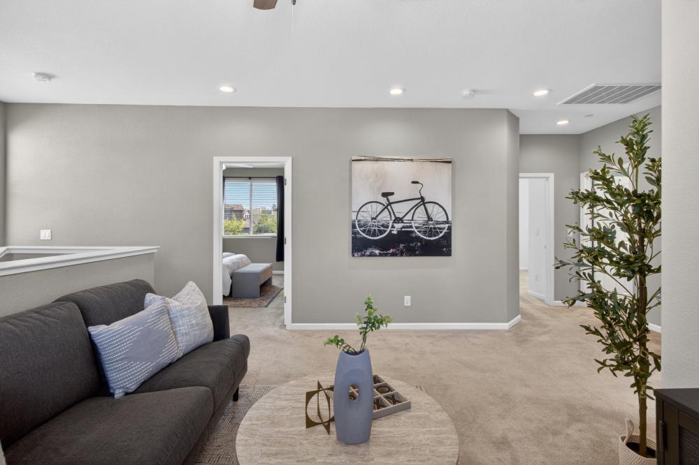 2797 Rainer Way Antelope, CA 95843 - Photo 8 of 57