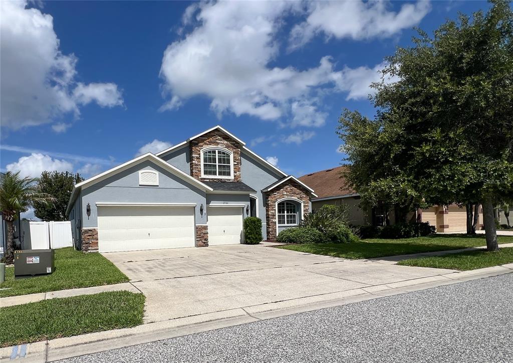 6906 Boulder Run Loop Wesley Chapel, FL 33545 - Photo 3 of 53