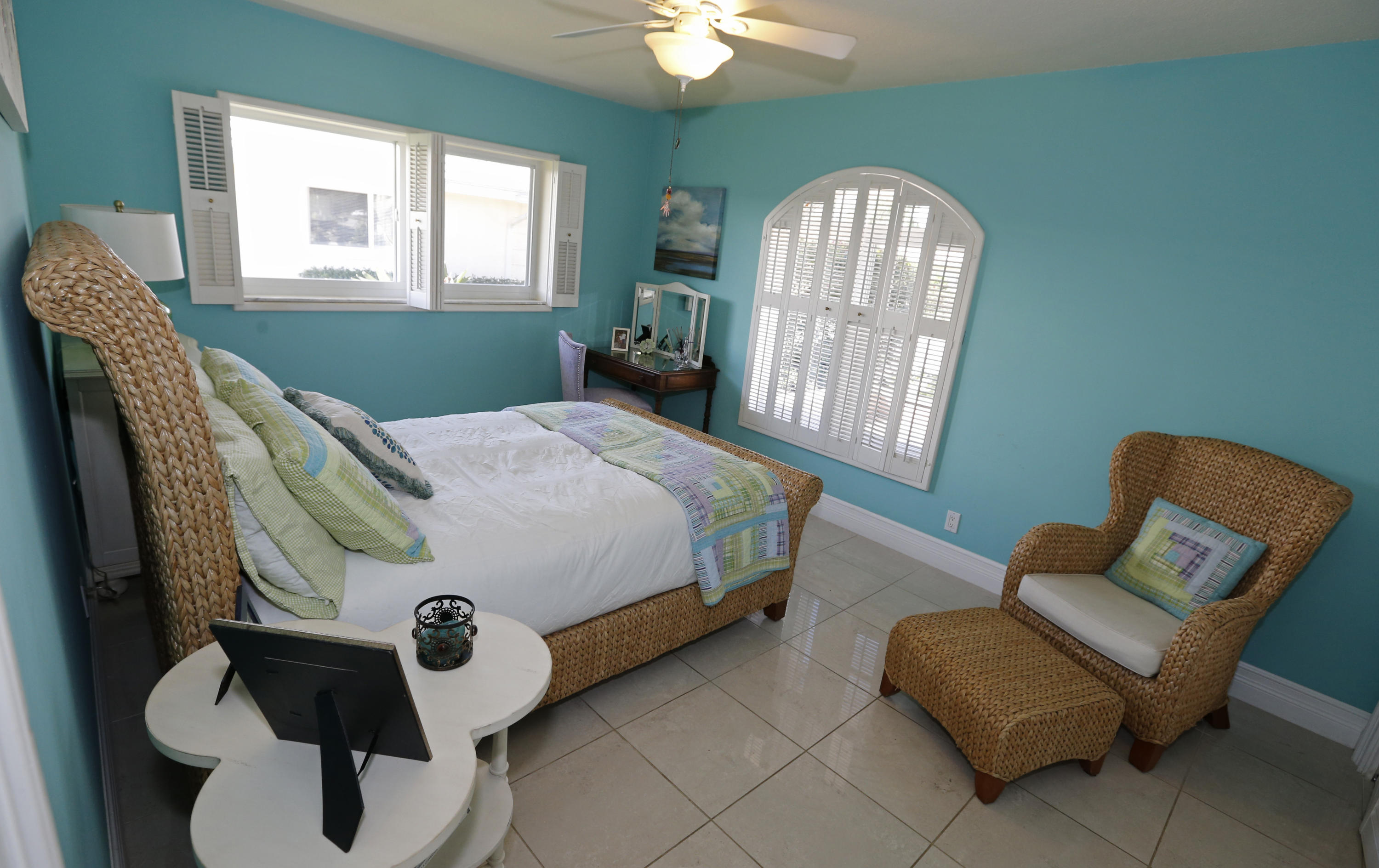 1030 Cypress Way Boca Raton, FL 33486 - Photo 14 of 28 Bedroom 2