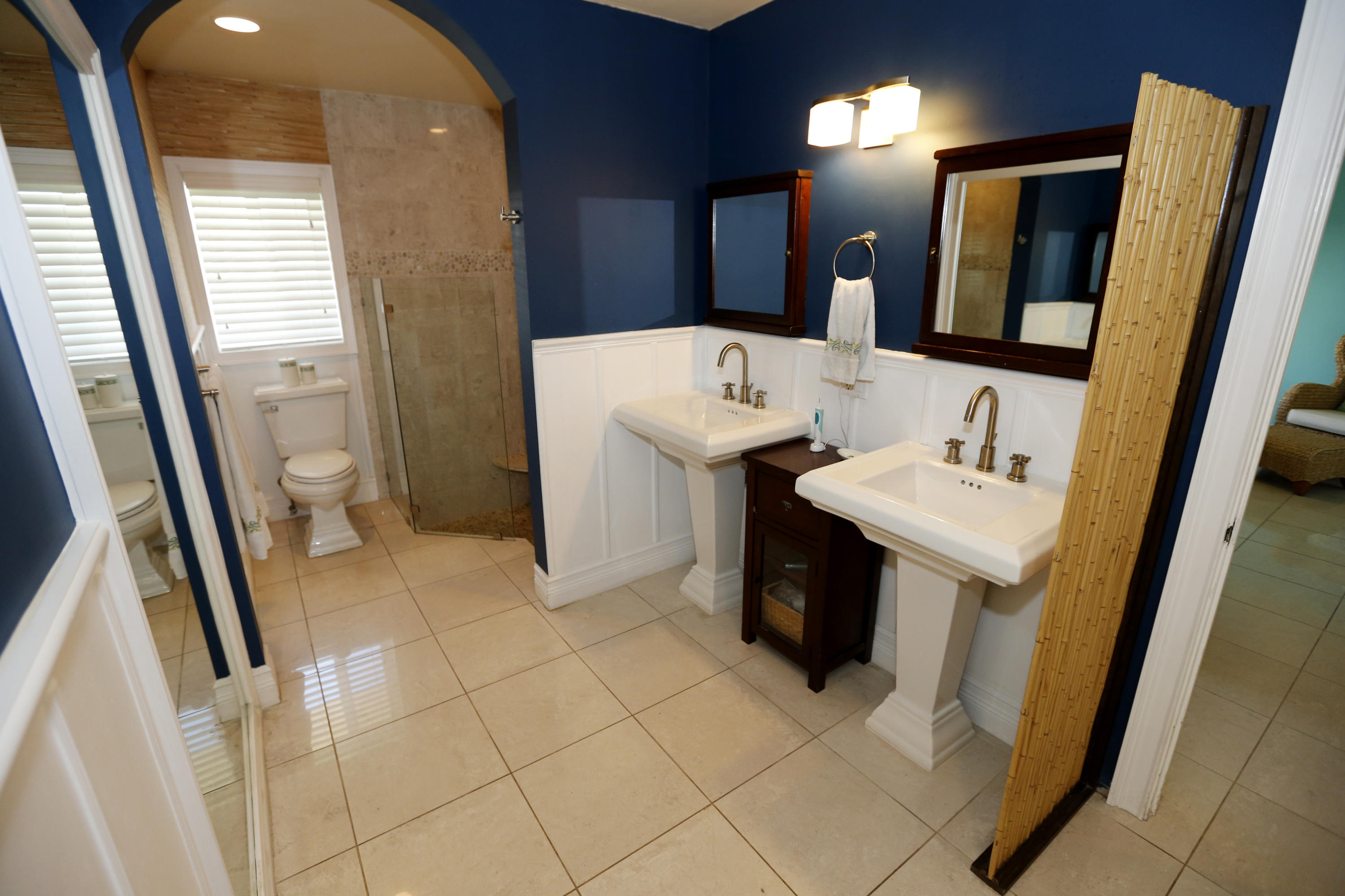 1030 Cypress Way Boca Raton, FL 33486 - Photo 17 of 28 Master Bath
