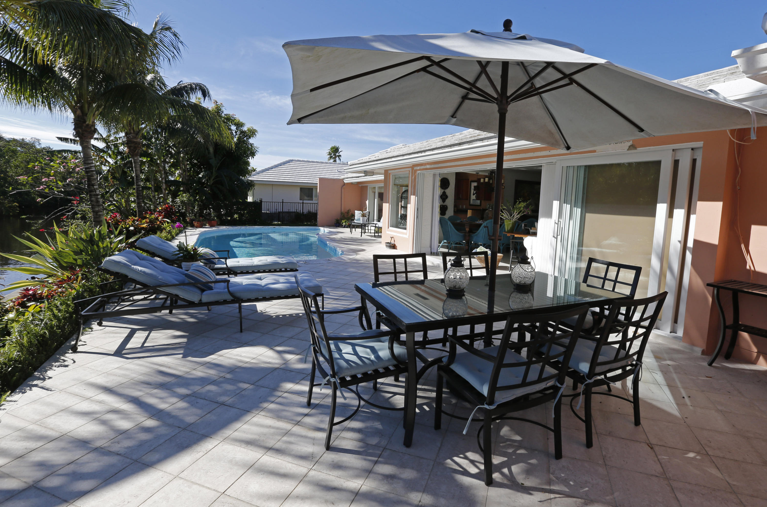 1030 Cypress Way Boca Raton, FL 33486 - Photo 7 of 28 Outdoor Dining