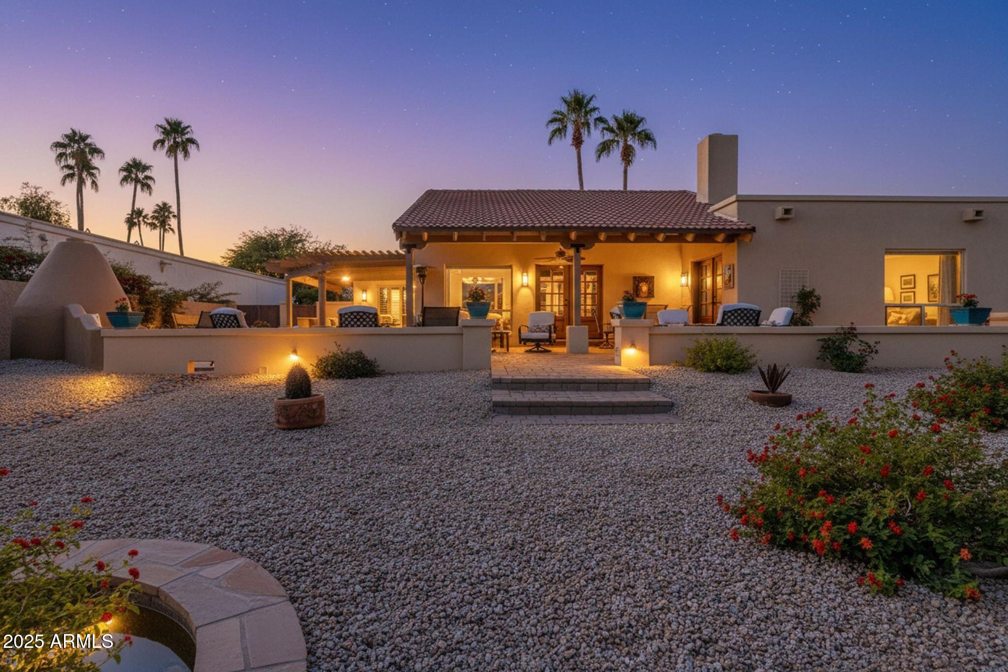18532 East Horseshoe Bend Rio Verde, AZ 85263 - Photo 27 of 38 a view of lobby with furniture
