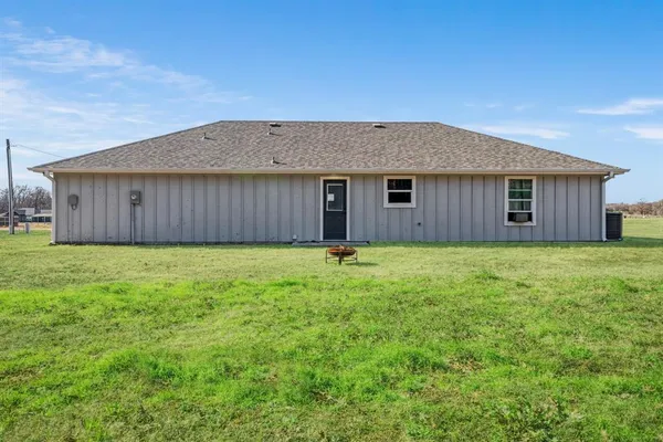 $249,000 | 400 Private Road, Paris, TX 75462