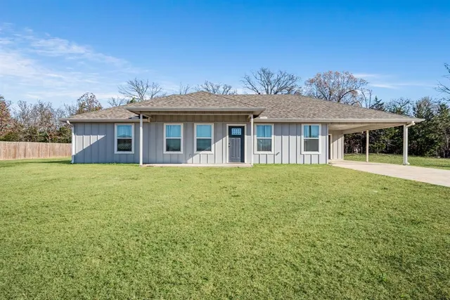 $249,000 | 400 Private Road, Paris, TX 75462