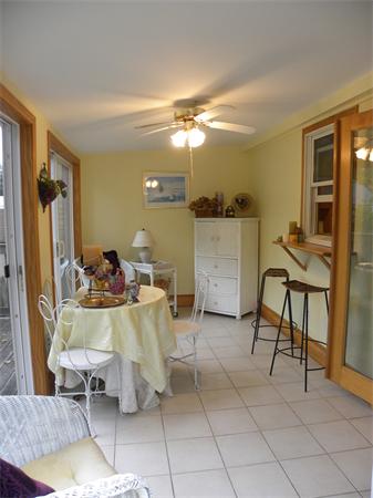 93 Bay State Road Melrose, MA 02176 - Photo 10 of 23 Gallery Image 10