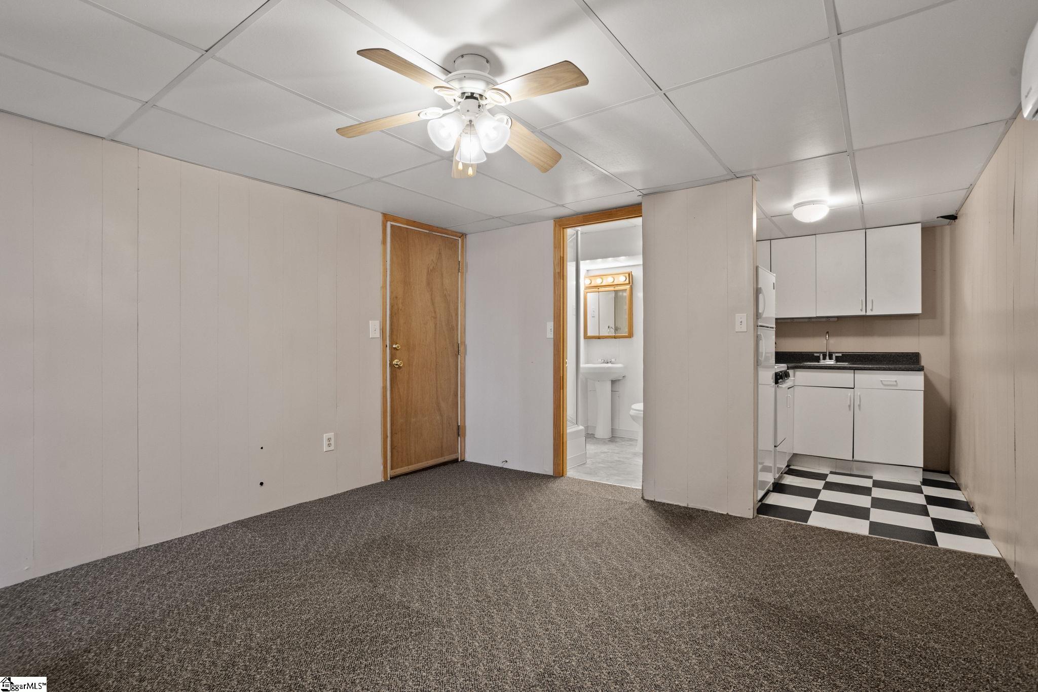 98 Blue Lake Road Greenville, SC 29617 - Photo 24 of 36 Gallery Image 24
