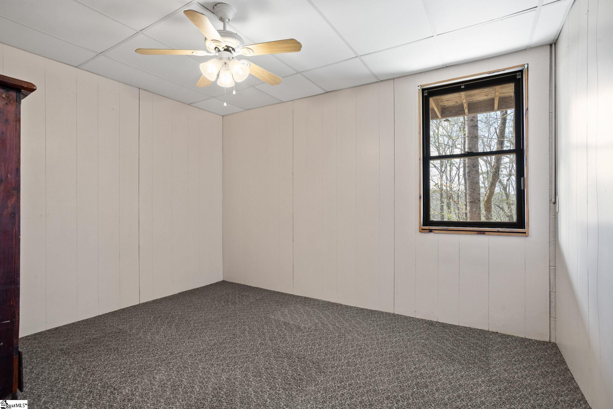 98 Blue Lake Road Greenville, SC 29617 - Photo 26 of 36 Gallery Image 26