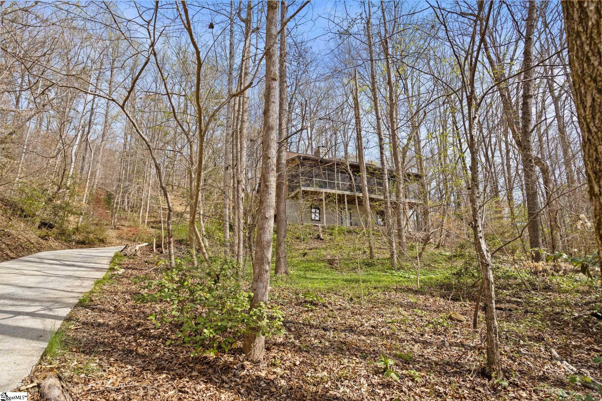 98 Blue Lake Road Greenville, SC 29617 - Photo 33 of 36 Gallery Image 33