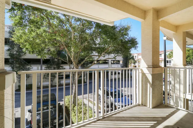 a close up view of washer and dryer