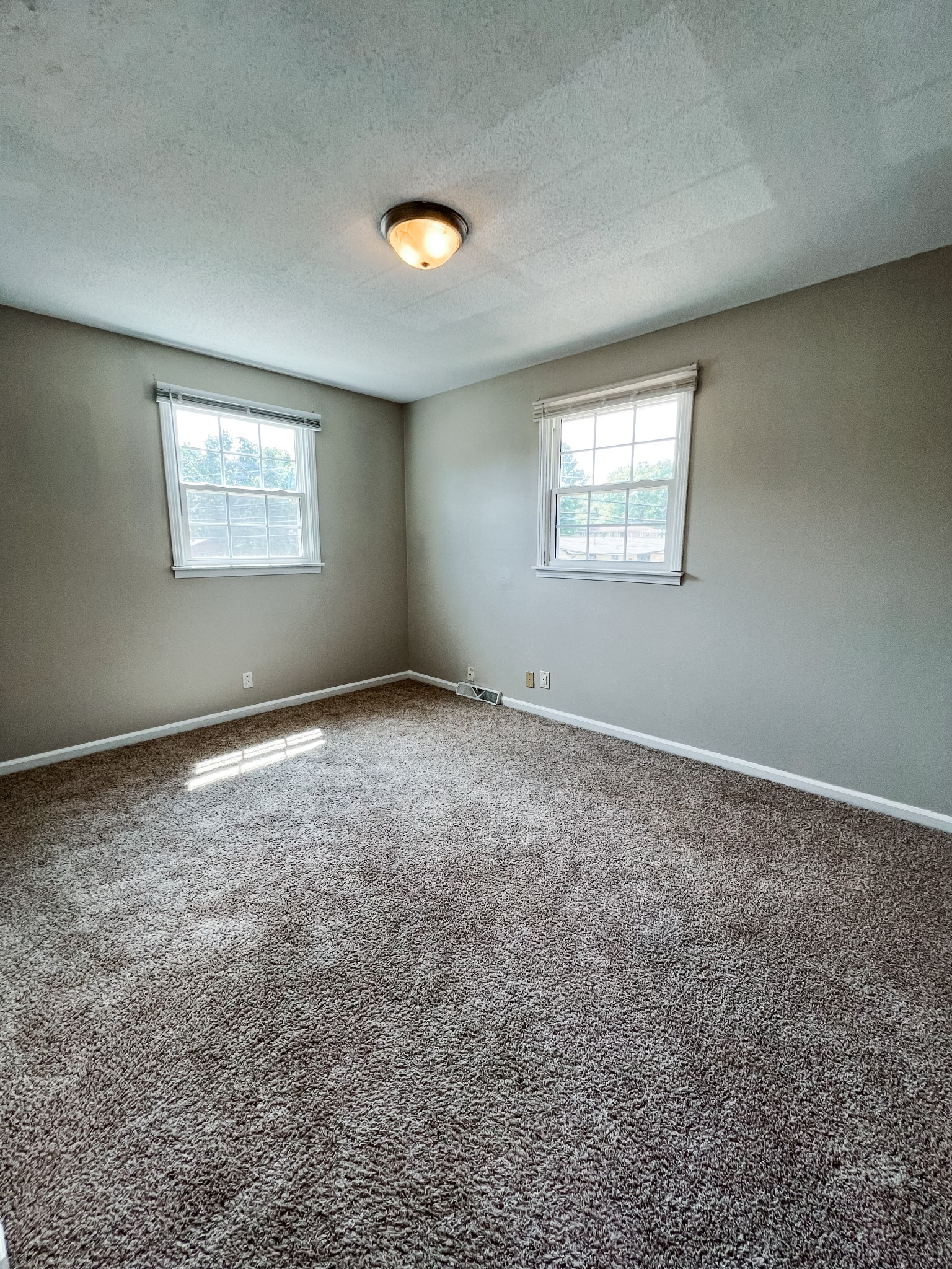 301 Jordan Road Clarksville, TN 37042 - Photo 15 of 30