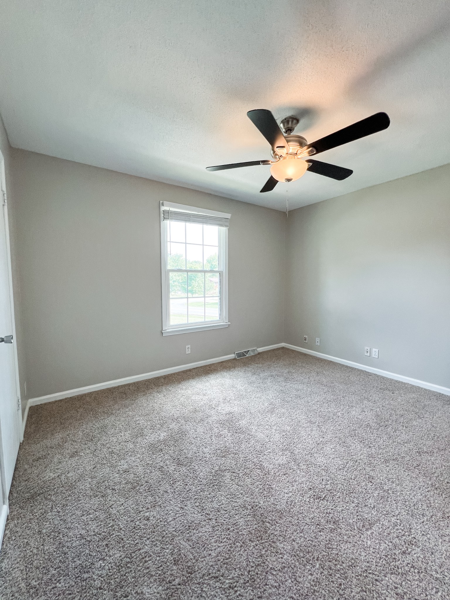 301 Jordan Road Clarksville, TN 37042 - Photo 17 of 30