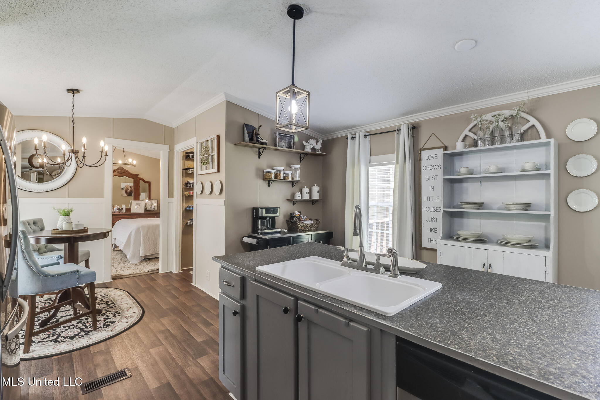 45 Melvin Road Perkinston, MS 39573 - Photo 6 of 23 3F03D042-CE98-47A9-8C85-9785DF40E856