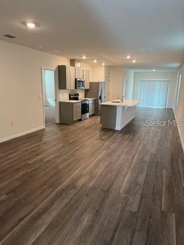 $2,400 | 5350 Hayloft Drive, Apopka, FL 32712